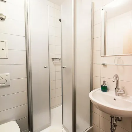 Гостевой дом Fruehstueckspension Spitzauer